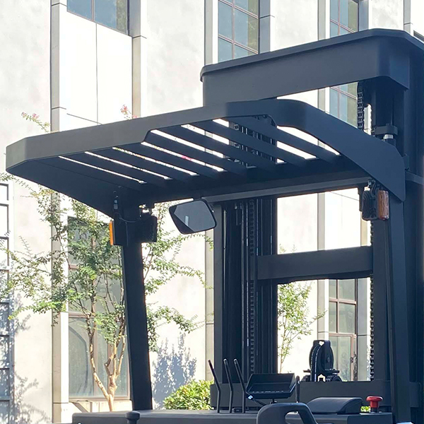 Reachforklift1